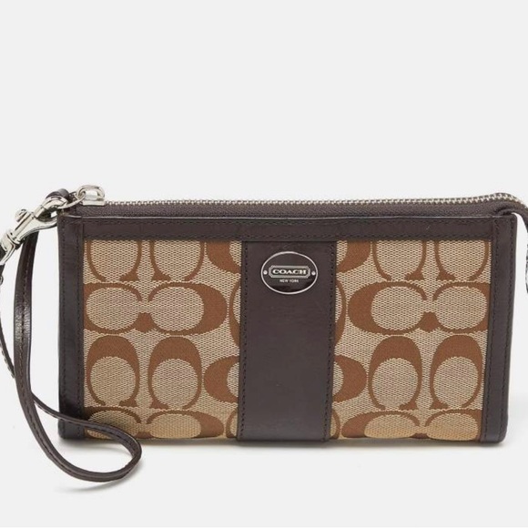 Coach Handbags - NWOT Coach Brown and Tan Signature Wristlet Clutch